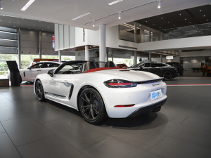 2022Boxster T 2.0T w^