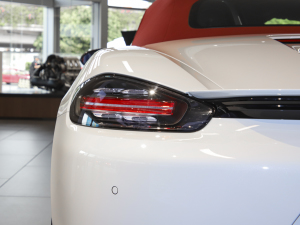 2022Boxster T 2.0T ^