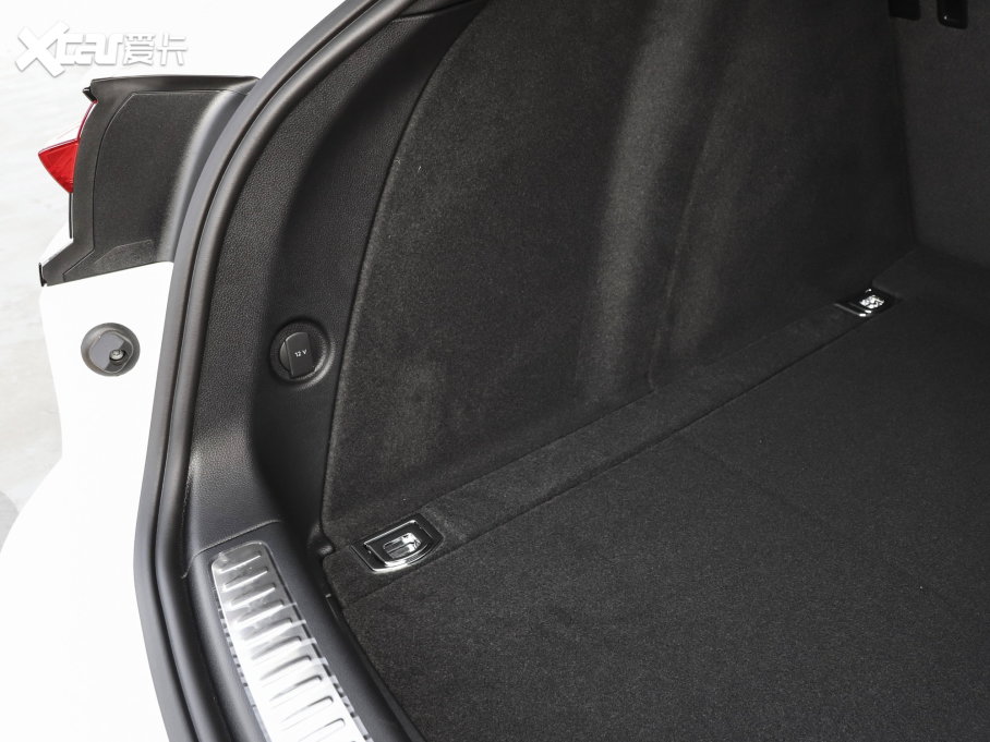 2023Macan Macan T 2.0T