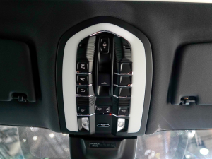 2023Macan T 2.0T п؅^