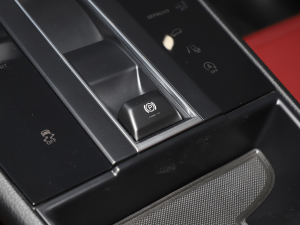 2023Macan 2.0T п؅^