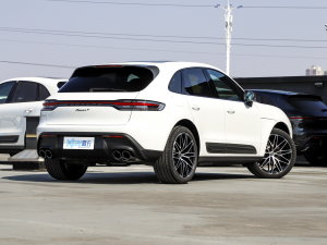 2023款Macan T 2.0T 右后45度