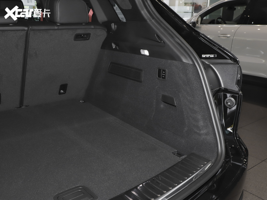 2023 Cayenne 3.0T