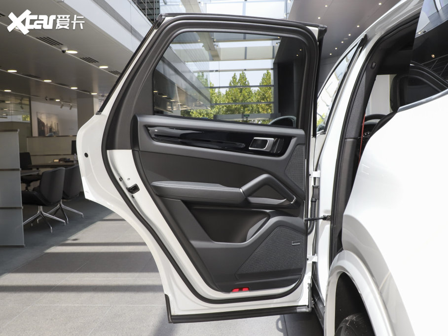 2023 Cayenne 3.0T K