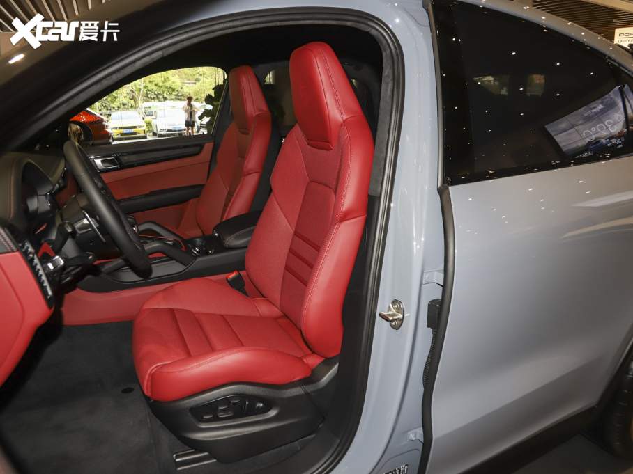 2023Cayenne Coupe Cayenne Turbo GT 4.0T