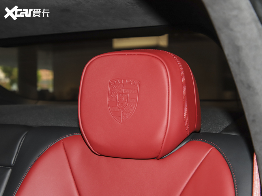 2023Cayenne Coupe Cayenne Turbo GT 4.0T