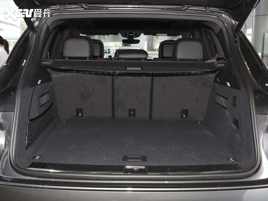 2023CayenneԴ Cayenne E-Hybrid 2.0T K