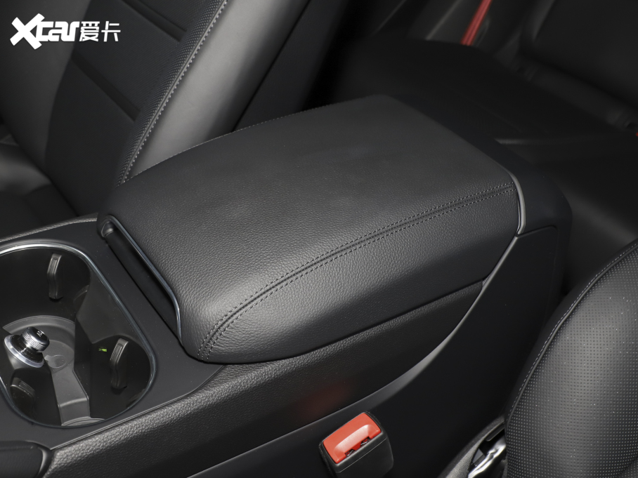 2023CayenneԴ Cayenne E-Hybrid 2.0T K