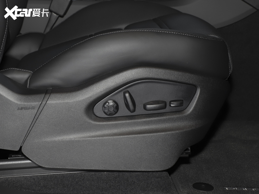 2023CayenneԴ Cayenne E-Hybrid 2.0T K