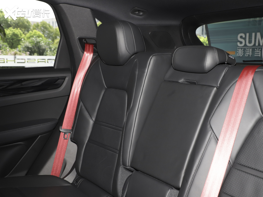 2023CayenneԴ Cayenne E-Hybrid 2.0T K