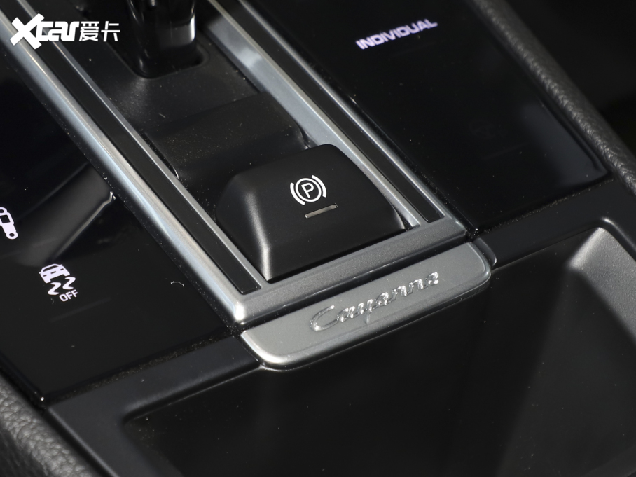 2023CayenneԴ Cayenne E-Hybrid 2.0T K