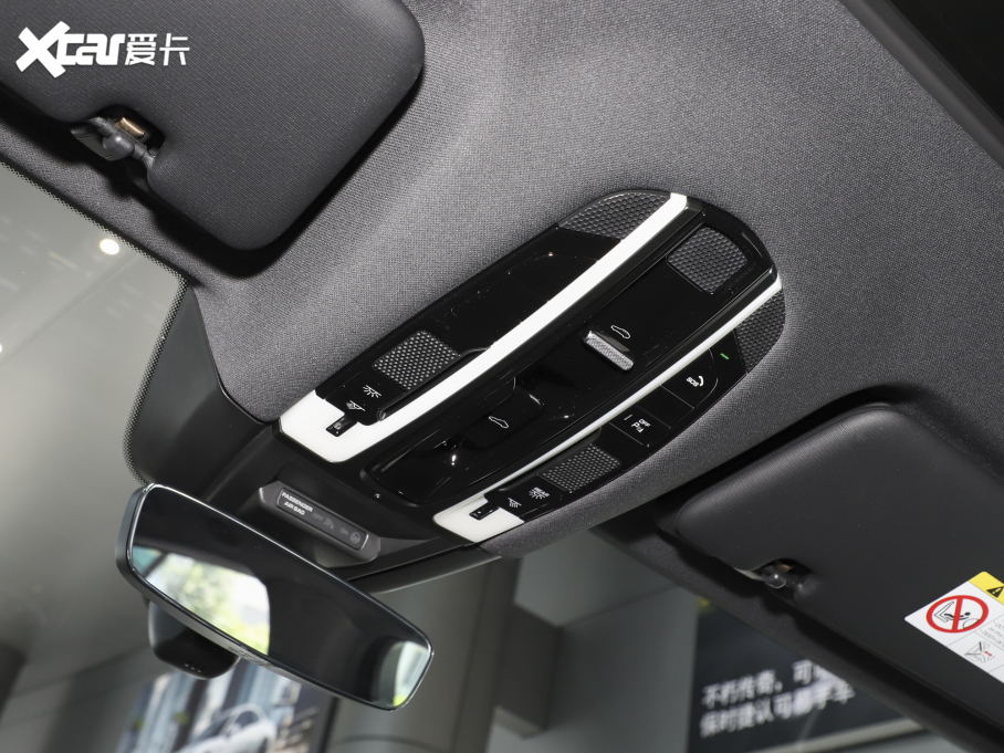 2023CayenneԴ Cayenne E-Hybrid 2.0T K