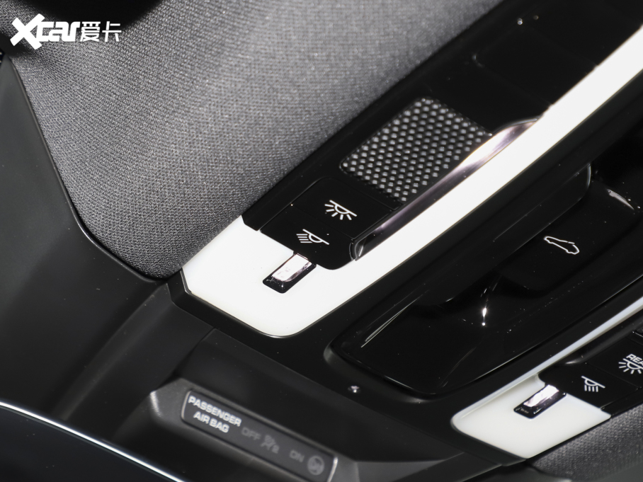 2023CayenneԴ Cayenne E-Hybrid 2.0T K