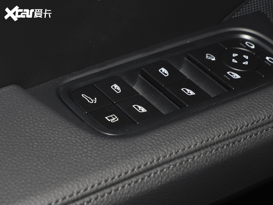 2023CayenneԴ Cayenne E-Hybrid 2.0T K