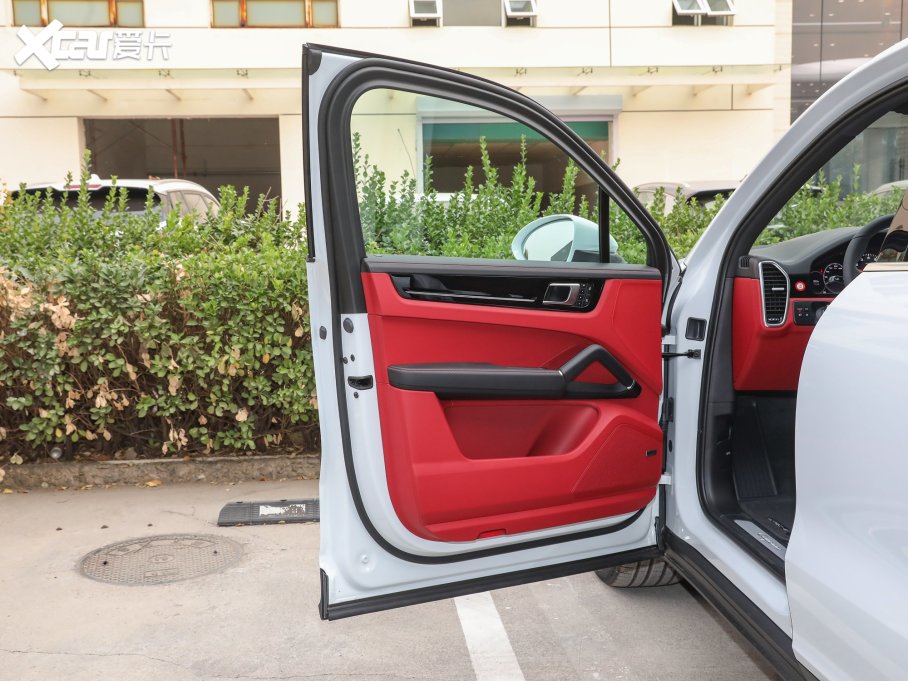 2023CayenneԴ Cayenne E-Hybrid 2.0T