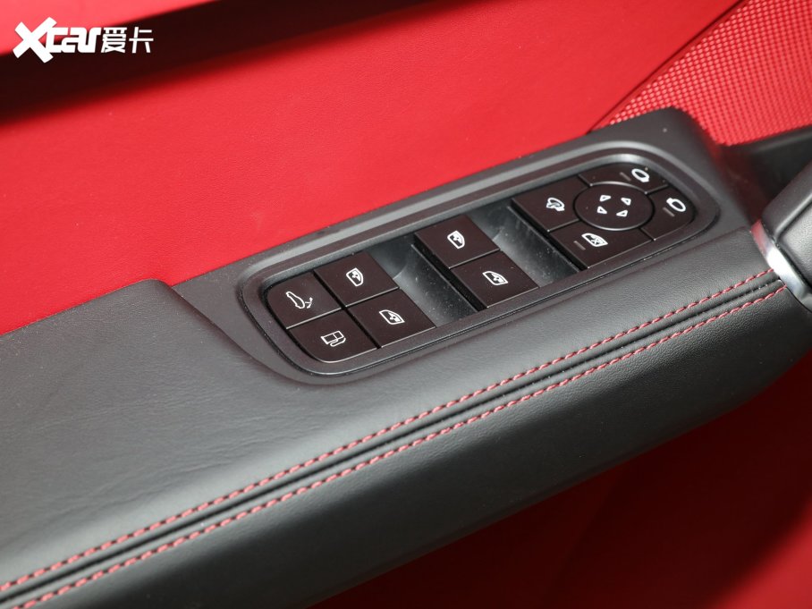 2023CayenneԴ Cayenne E-Hybrid 2.0T