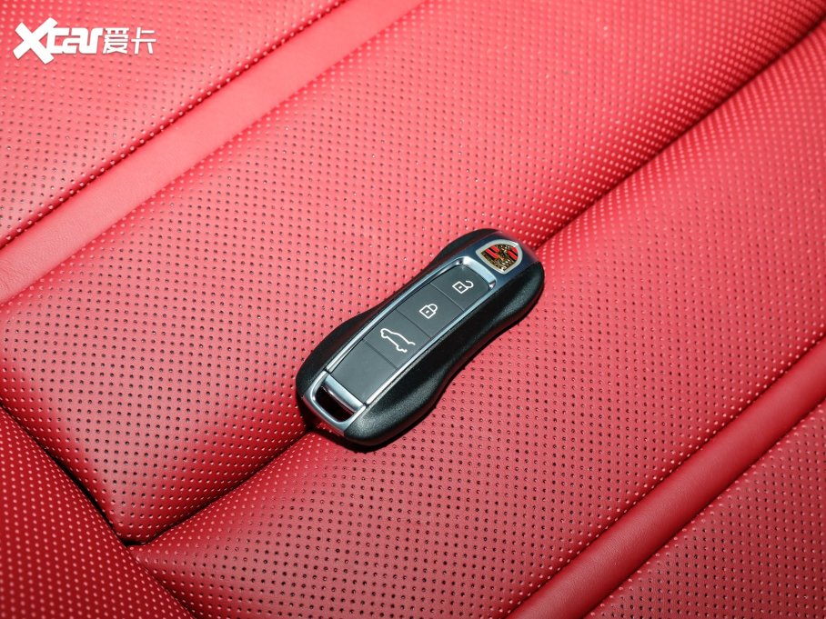 2023CayenneԴ Cayenne E-Hybrid 2.0T