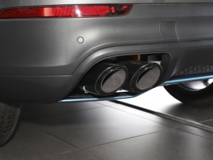 2023Cayenne E-Hybrid 2.0T K Ś