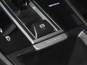 2023Cayenne E-Hybrid 2.0T K v܇Ƅ(dng)