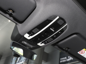 2023Cayenne E-Hybrid 2.0T K п؅^(q)