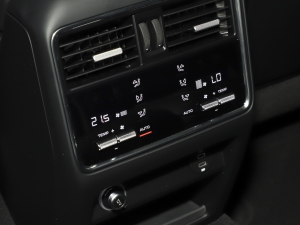 2023Cayenne E-Hybrid 2.0T K п؅^(q)