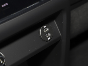 2023Cayenne E-Hybrid 2.0T K п؅^(q)