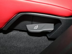 2023Cayenne E-Hybrid 2.0T g