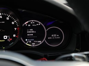 2023Cayenne E-Hybrid 2.0T п؅^(q)