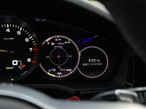 2023Cayenne E-Hybrid 2.0T п؅^(q)