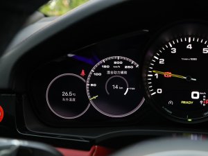 2023Cayenne E-Hybrid 2.0T п؅^