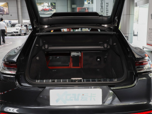 2023Panamera 4 L 2.9T g