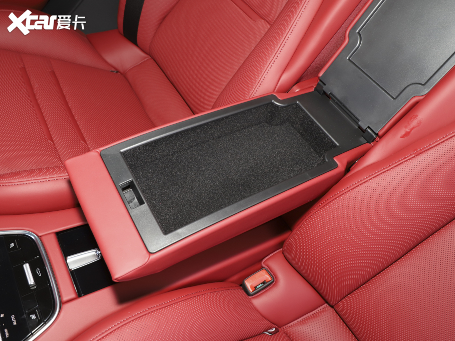 2023PanameraԴ Panamera 4 E-Hybrid K 2.9T