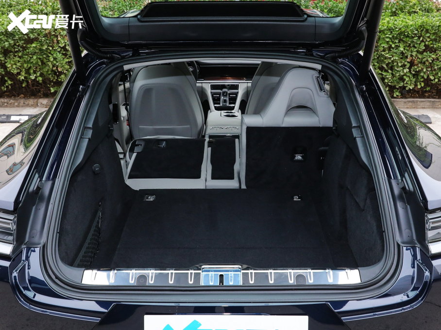 2023PanameraԴ Panamera 4 E-Hybrid L 2.9T