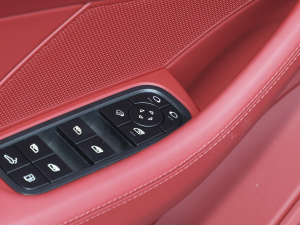 2023Panamera 4 E-Hybrid K 2.9T п؅^