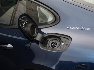 2023Panamera 4 E-Hybrid L 2.9T ^