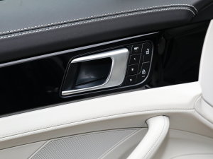 2023Panamera 4 E-Hybrid L(zhng) 2.9T п؅^(q)