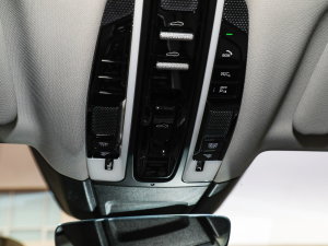 2023Panamera 4 E-Hybrid L(zhng) 2.9T п؅^(q)