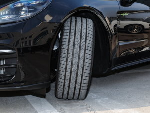 2023Panamera 4 E-Hybrid 2.9T ^