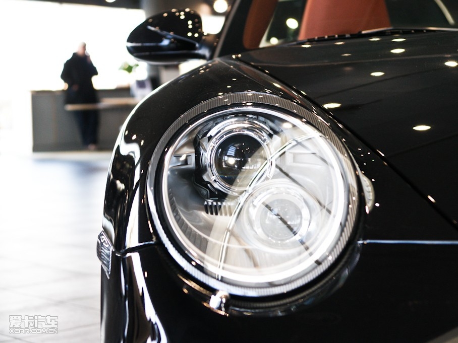 2010r(sh)911 Turbo Cabriolet