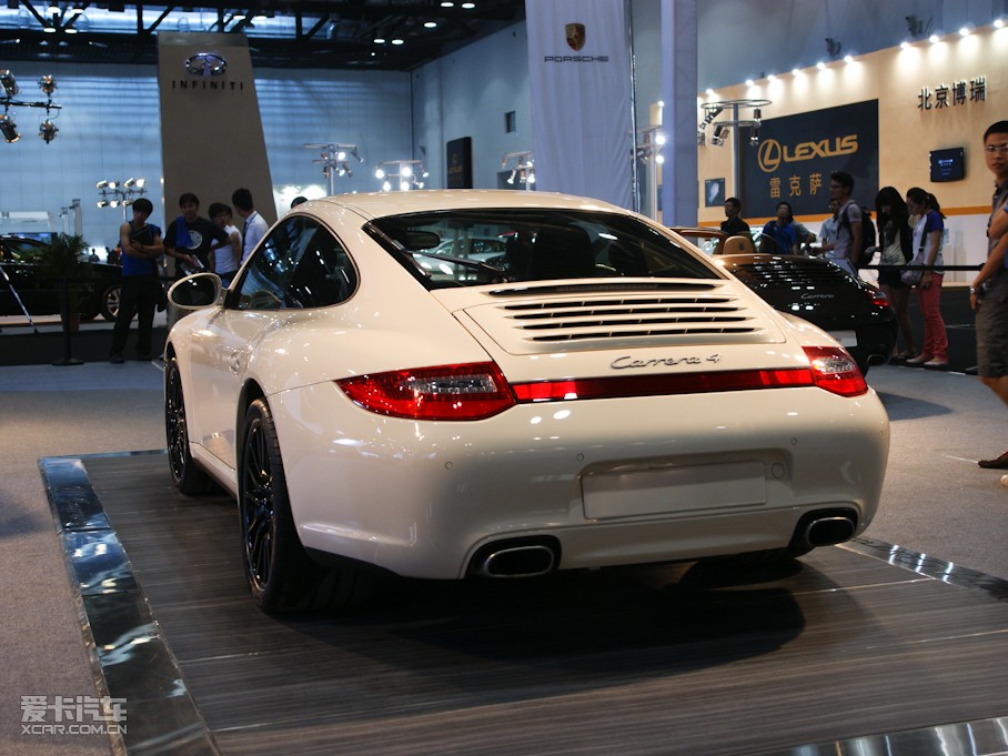 2010r911 Carrera 4