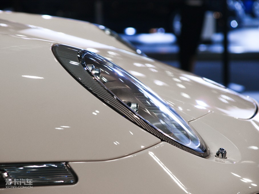 2010r(sh)911 Carrera 4