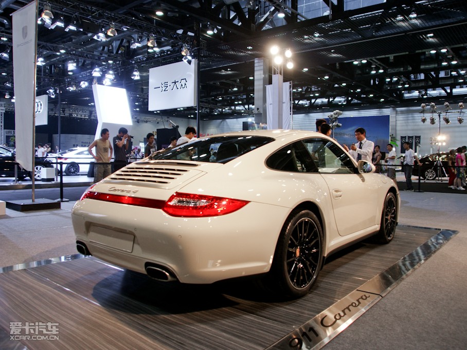2010r911 Carrera 4