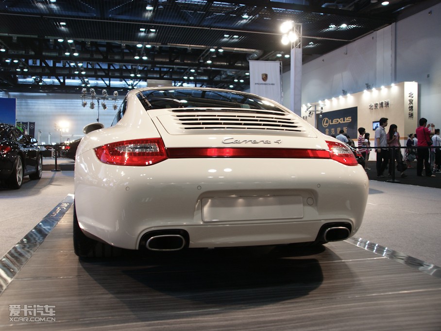 2010r911 Carrera 4