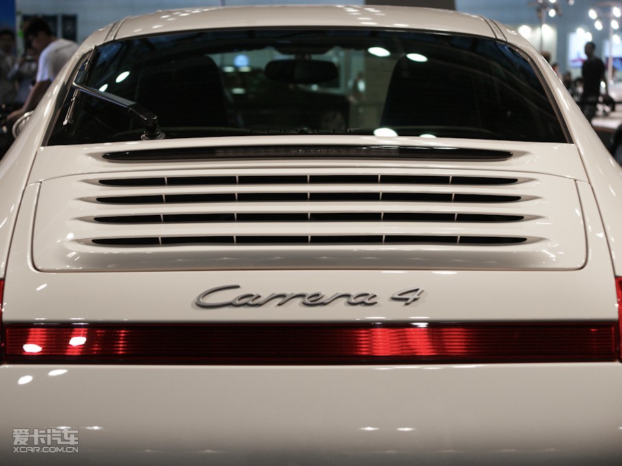 2010r911 Carrera 4