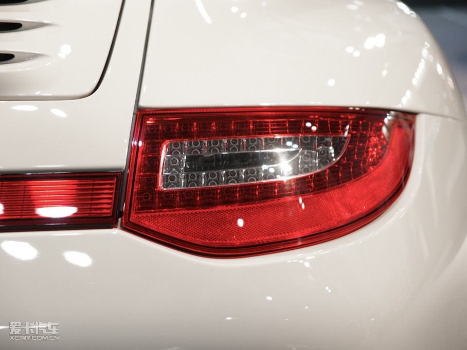 2010r911 Carrera 4