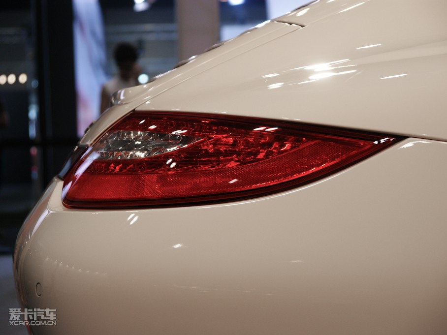 2010r(sh)911 Carrera 4