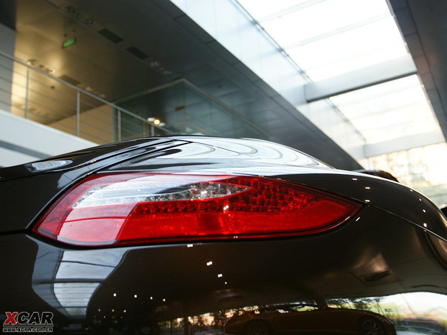 2010r(sh)911 Carrera