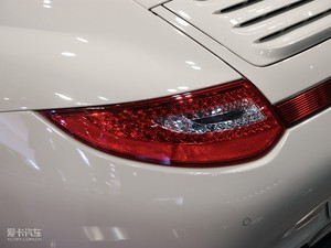 2010Carrera 4 ^