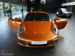 2010Carrera 4 w^(gun)