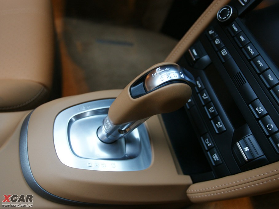 2010r(sh)911 Carrera